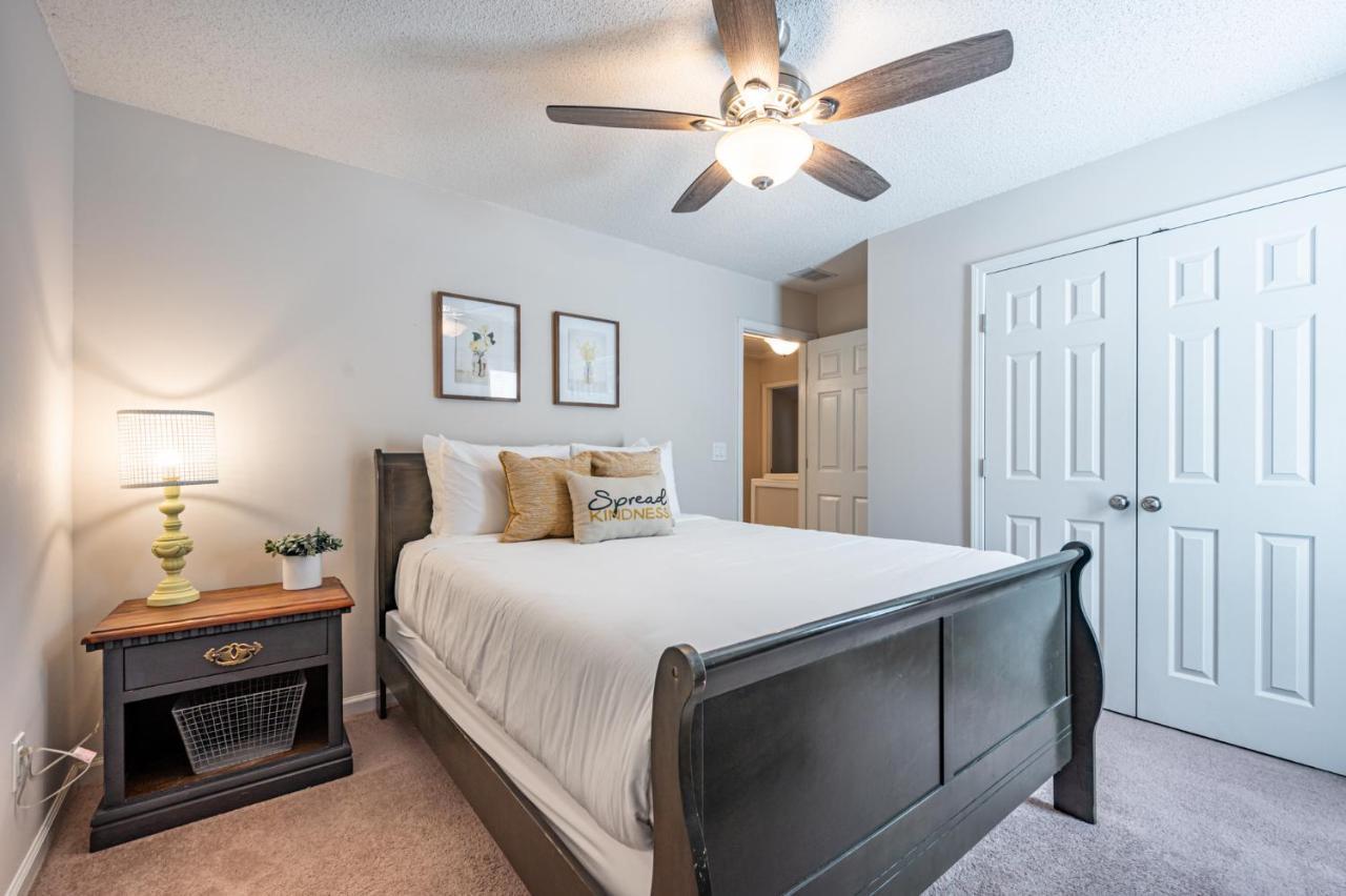 Enjoy This Amazing Home With Porch & Grill Near Dt Woodstock Exterior foto