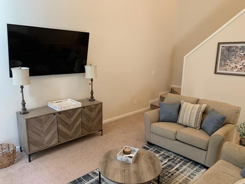 Enjoy This Amazing Home With Porch & Grill Near Dt Woodstock Quarto foto