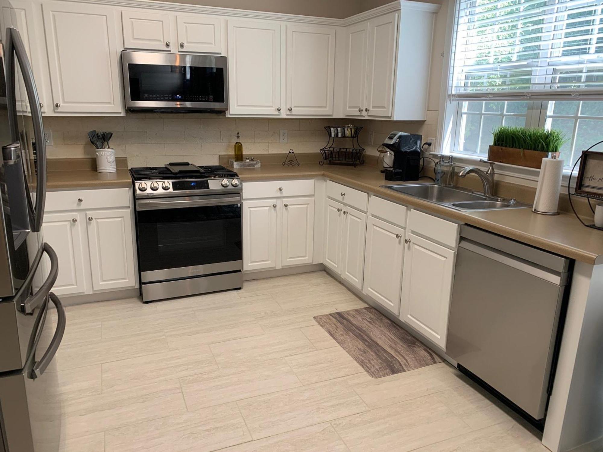 Enjoy This Amazing Home With Porch & Grill Near Dt Woodstock Quarto foto